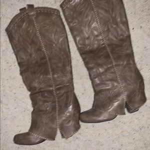 Naughty monkey boots